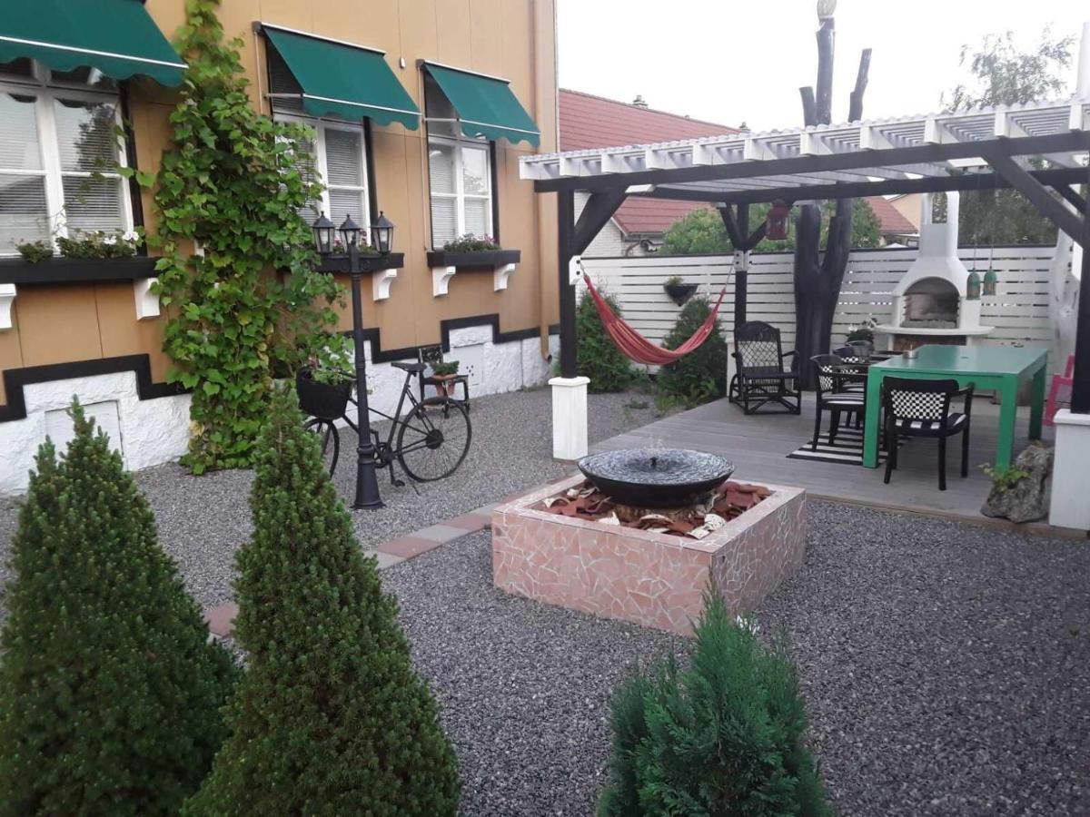 Paradlaegenhet Eskilstuna Exterior photo